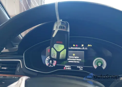 2021 Audi A5 Sportback Premium Plus 40 Tfsi Quattro S Tronic z USA, uszkodzony, nr VIN WAUCBCF57MA062469